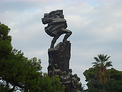 Vlor - pomnk nezvislosti